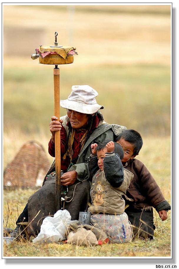 ���ر������c(di��n)��B