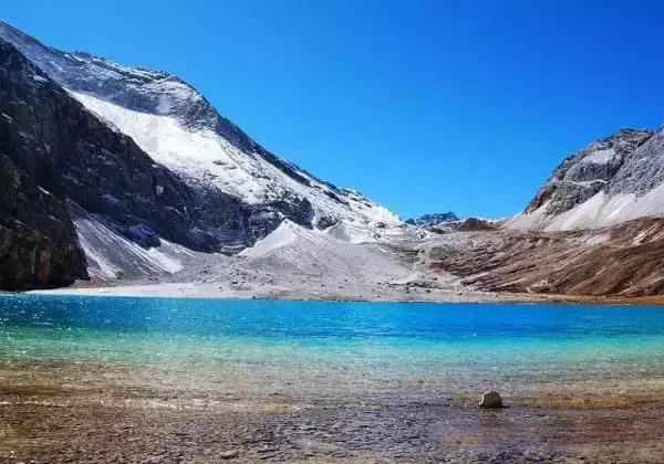 ������ɫ�������^�������������M(j��n)�����������